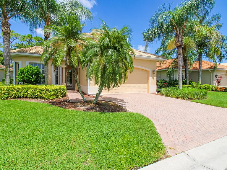 28130 L Burton Fletcher Ct — Photo 90