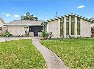 2402 Gerol Dr, Galveston, TX 77551