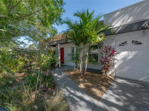 2905 W Paxton Ave, Tampa, FL 33611