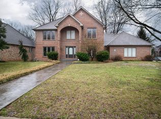 2208 E Briar St, Springfield, MO 65804