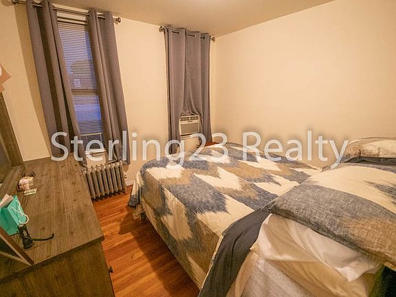 3rd image of 21-71 24th St #3