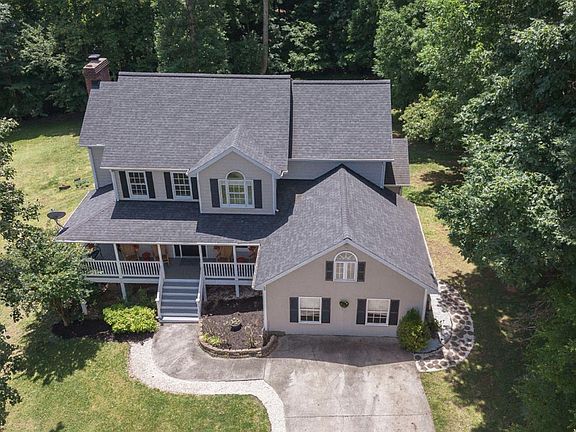 3rd image of 105 Cygnet Cir