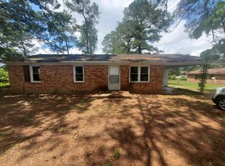 305 Rollingwood Dr, Dudley, NC 28333