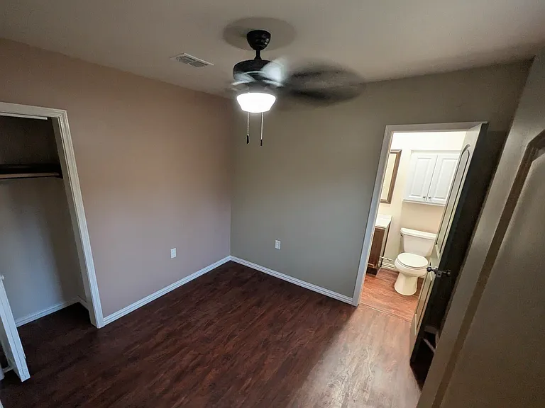 7606 Williamson Creek Dr — Photo 13