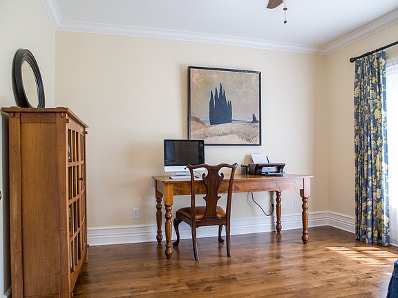 3rd image of 2478 Deseret Dr