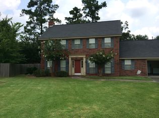 2704 E Tanager Trails, Orange, TX 77632