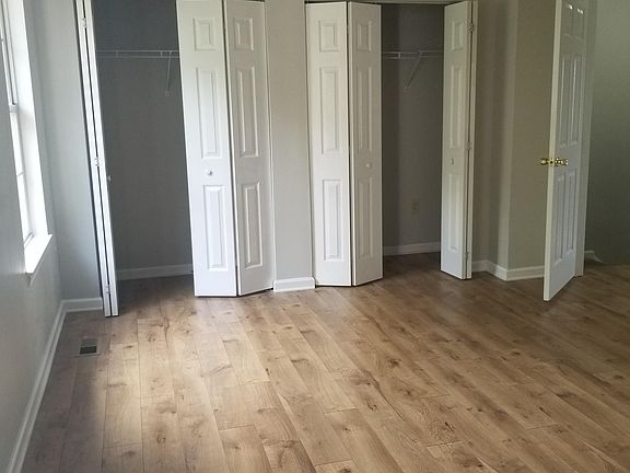 3rd image of 20331 Kellys Ln