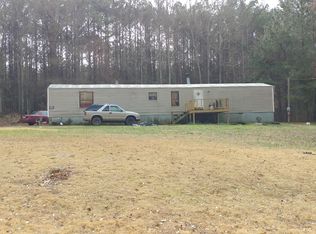 27 Oak Ridge Dr, Carrollton, GA 30116