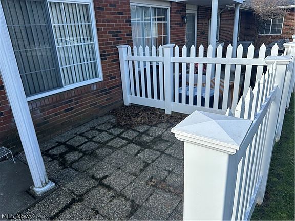 2nd image of 5444 Som Center Rd