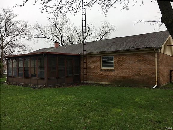 4th image of 1027 Van Arden Dr