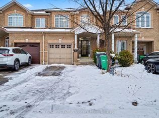 5 Traymore St, Brampton, ON L7A 2G2