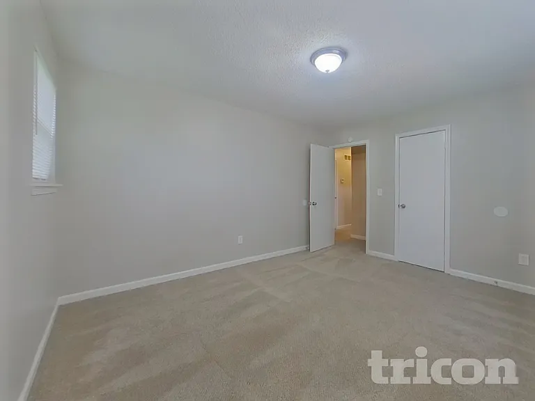 17 Paces Meadows Dr — Photo 12