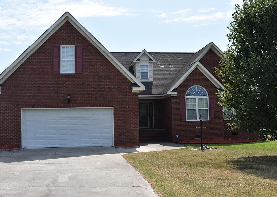 1st image of 210 River Haven Dr