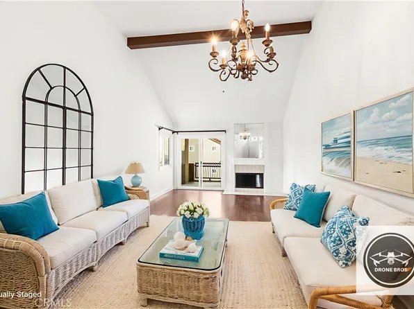 430 Lake St Unit 304, Huntington Beach, CA 92648