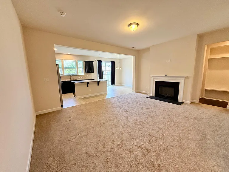5633 Garrow Glen Rd — Photo 7
