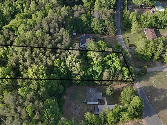 3rd image of 190 Land Fall Trace Dr