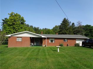 143 Hopwood Coolspring Rd, Hopwood, PA 15445