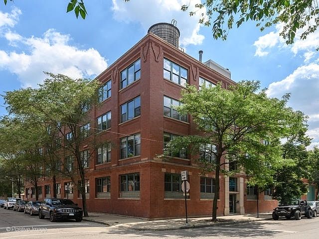 1st image of 835 N Wood St #102202