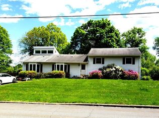 56 Harth Dr, New Windsor, NY 12553