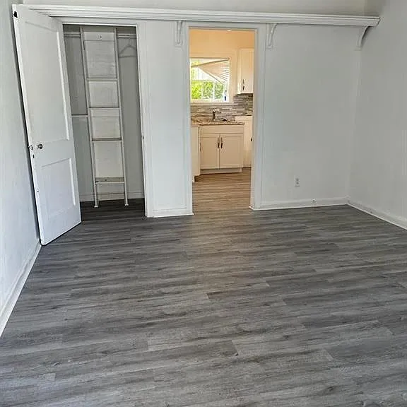 104 NE 4th Ave #C — Photo 4