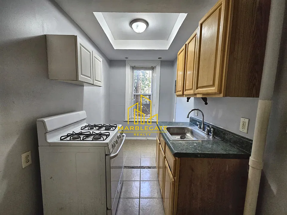 373-374 Fairmount Ave #222