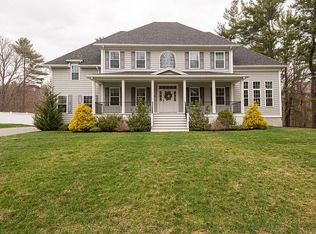 346 Essex St, Lynnfield, MA 01940