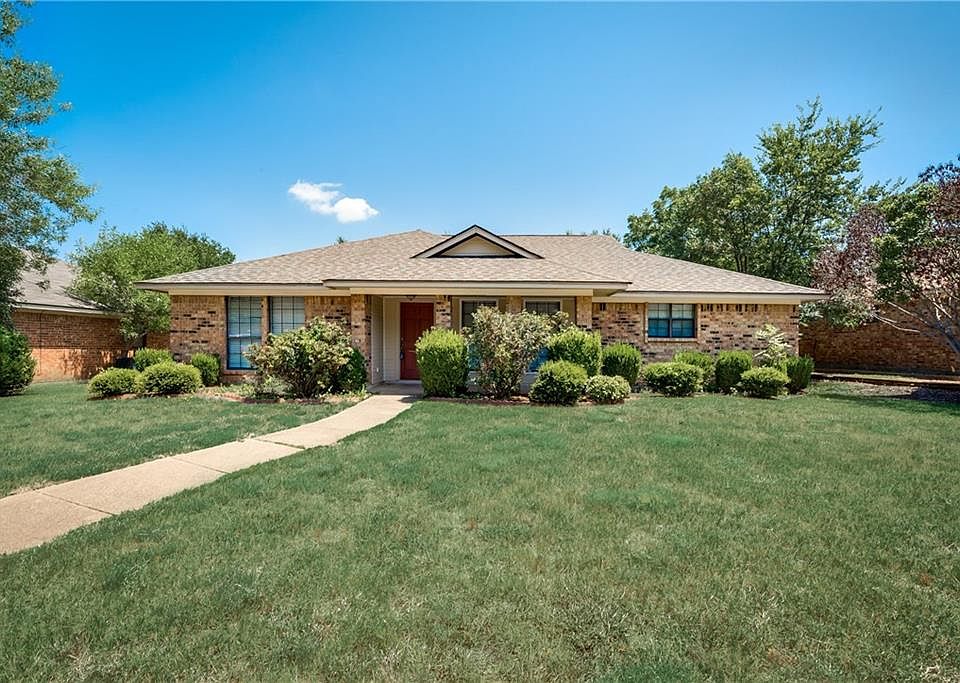 1st image of 7824 Roberta Dr