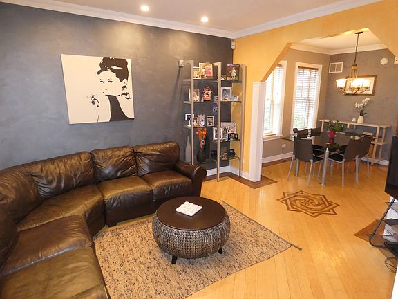3rd image of 3510 N Newcastle Ave