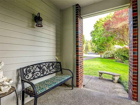 3rd image of 8815 164th St E