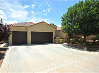 5712 Valley Oak Dr, El Paso, TX 79932