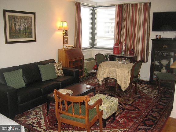 3rd image of 2601 Pennsylvania Ave APT 834