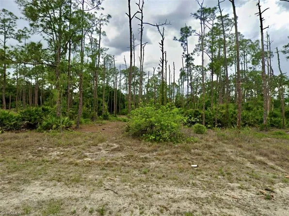 1515 Maple AVE N, LEHIGH ACRES, FL 33972