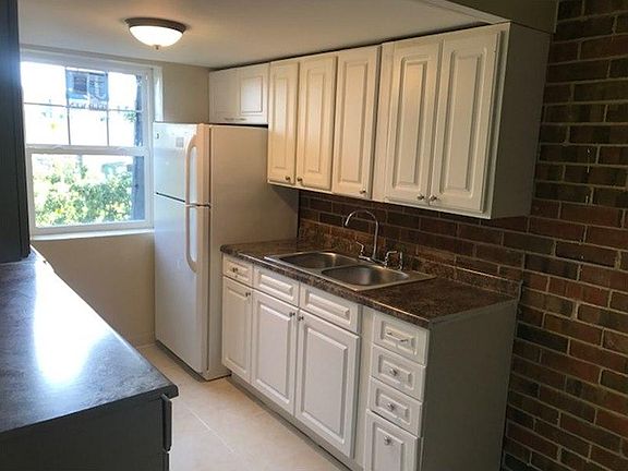 4th image of 293 Joanna Ct #101