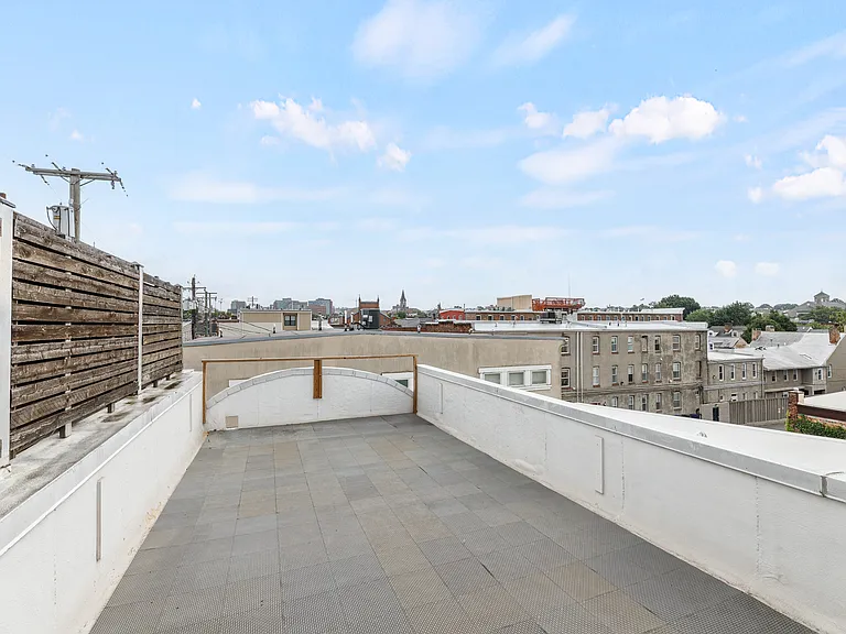 1724 Fleet St — Photo 25