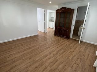 65 Marine St, Massapequa, NY 11758