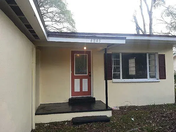 4845 Palmer Ave