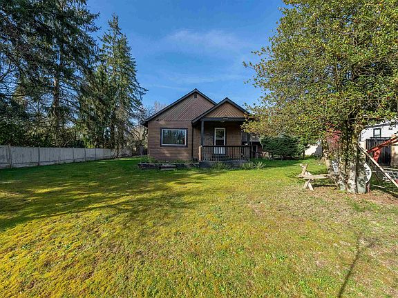 4th image of 24483 Dewdney Trunk Rd