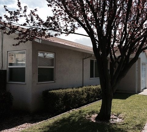 3rd image of 342 Bartlett Ave