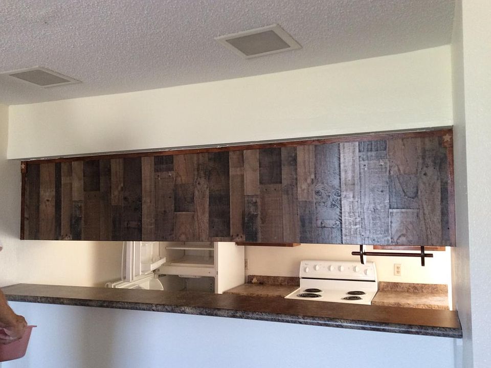 Bar-style Counter pass through from kitchen to living room