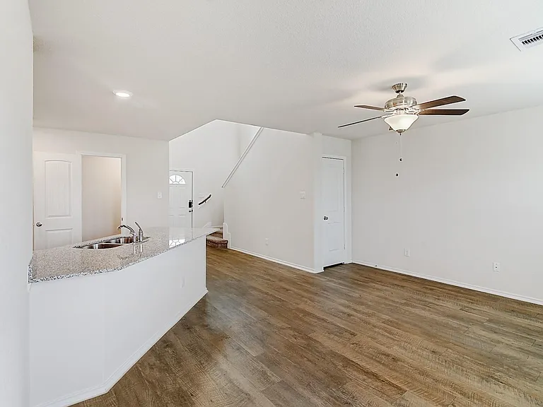 9458 Laiden Creek Trl — Photo 6