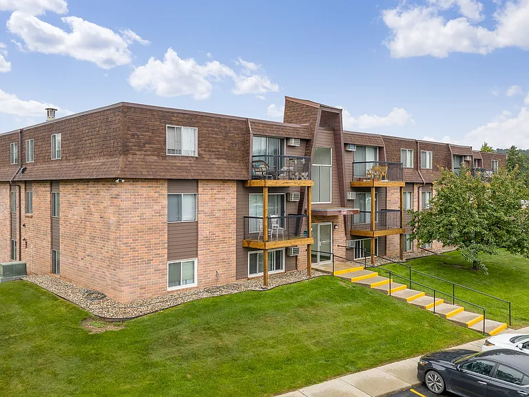 Candlewood Apartments — Photo 28