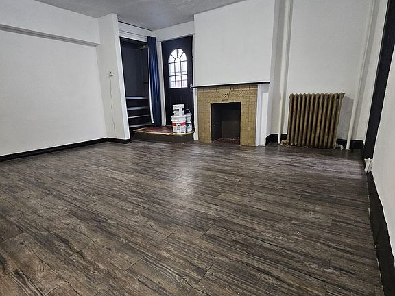 5th image of 176 Summit Ave #1C