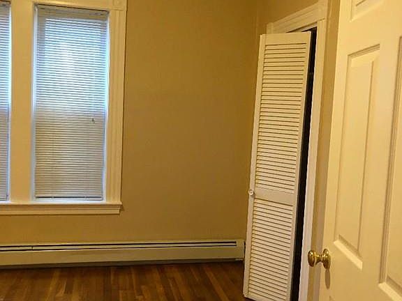 3rd image of 50 Arlington St APT 1