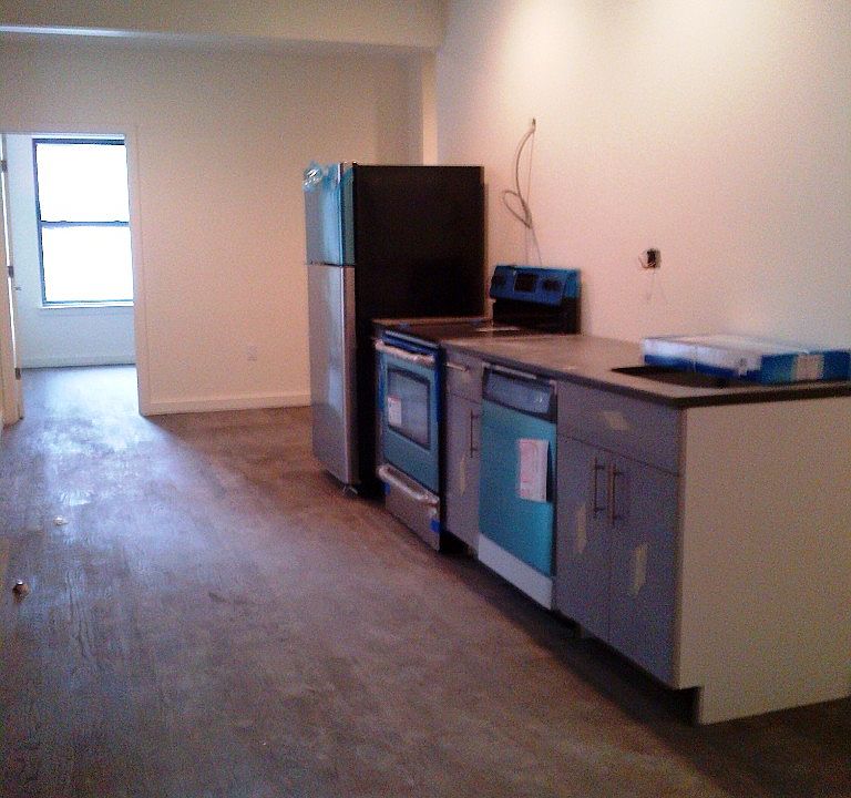 1st image of 3671 Broadway APT 38