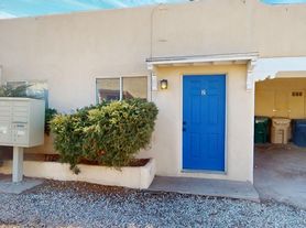 Centrally located 1BR apartment. Utilities included.