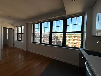 123 Parkside Avenue, #7G