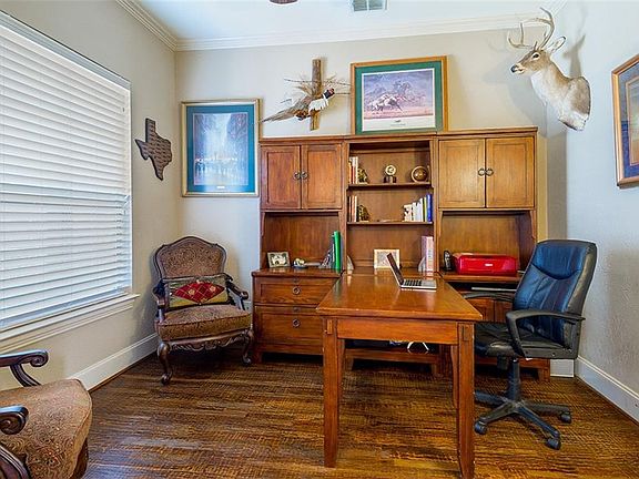 2nd image of 9661 Arbor Ct