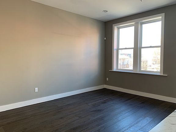3rd image of 920 N 3rd St #201