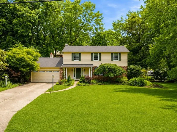 153 Seegar Rd, Pittsburgh, PA 15241