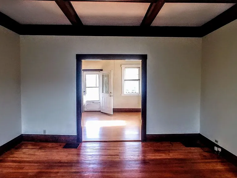 3734 Kenilworth Pl — Photo 5